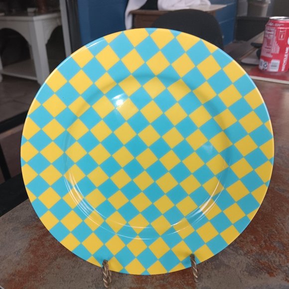 "Checks" design on this Fritz and Floyd plate.  1990s - Picture 1 of 5